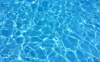 5 astuces pour entretenir l’eau de ma piscine